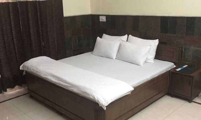 Sidhpur Cottage | The Sojourn 3 bedroom villa for upto 8 people .