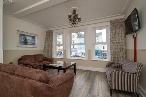 Fermoy House | The Square townhouse Fermoy