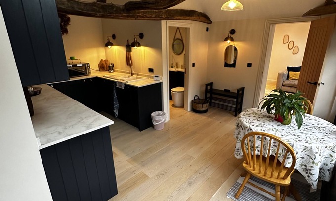 Shipton House | The stables at The Grange