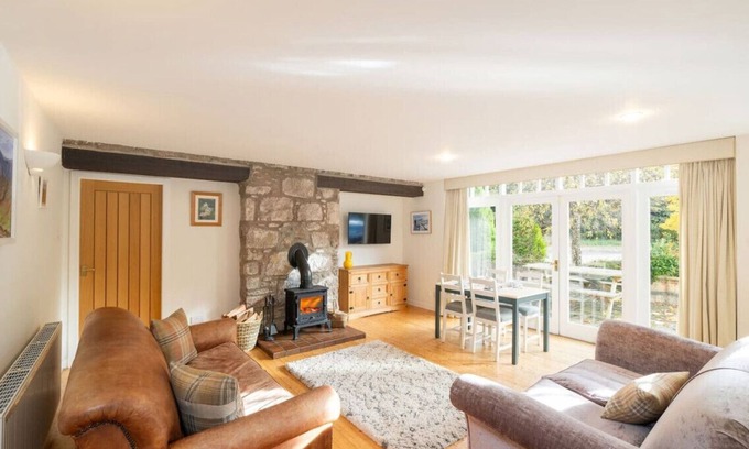 Aboyne House | The Stables Cottage, Aboyne, Royal Deeside