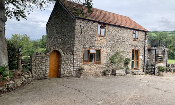 Easton Apartment | The Stables, Lovely Country Apartment in a Converted Barn