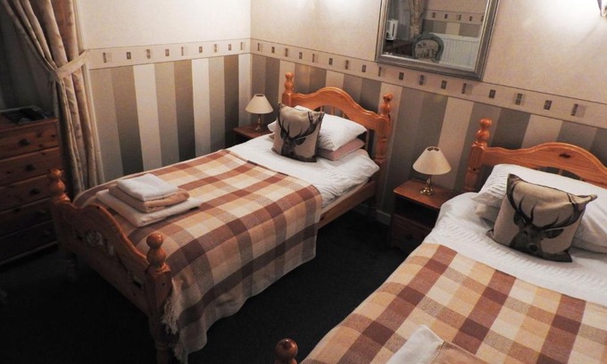 South Queensferry Hotel | The Stag Head Hotel