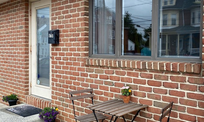 Bethlehem Apartment | The Star of Bethlehem ⭐️ A Walking Distance Downtown Bethlehem Home Base.
