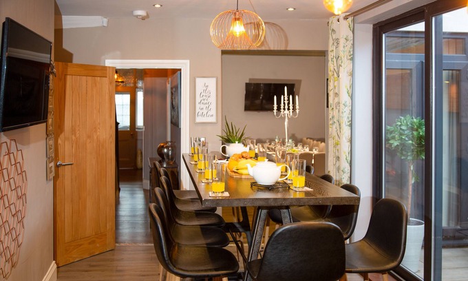 Muston House | The Station Lodge, Filey. Sleeps 12