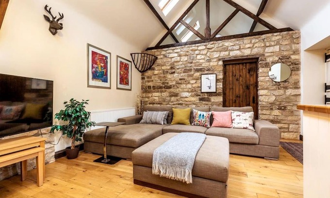 Wellingore House | The Stocks Barn