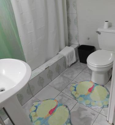 Summerfield House | The Studio apartment at Csompó Silver Manor