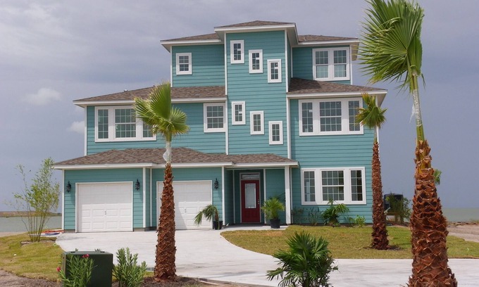 Rockport House | The Sunset Bay Escape - Fishing, boating, and Fun!