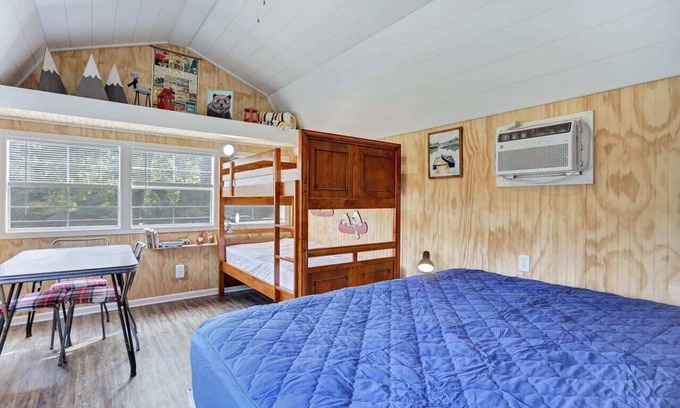 Greenville Cabin | The Sycamore Family Cabin on the Saluda River