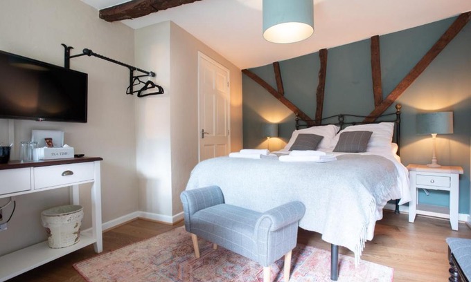 Stanton Saint John House | The Talkhouse