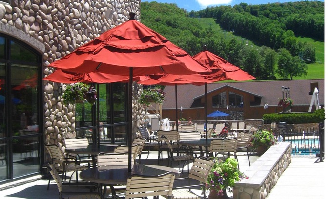 Ellicottville Hotel | The Tamarack Club