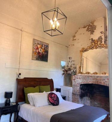 Bathurst House | The Tamarisks at Rosevale