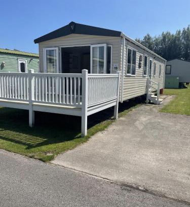 Lancaster House | The Thimble Static Holiday Home