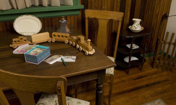 Ashland Bed & Breakfast | The Tinder Guest House