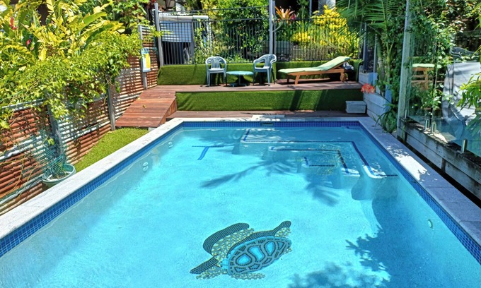 Coolum Beach Apartment | The Treehouse at Squeaky Sands | Luxury, Serenity, Views