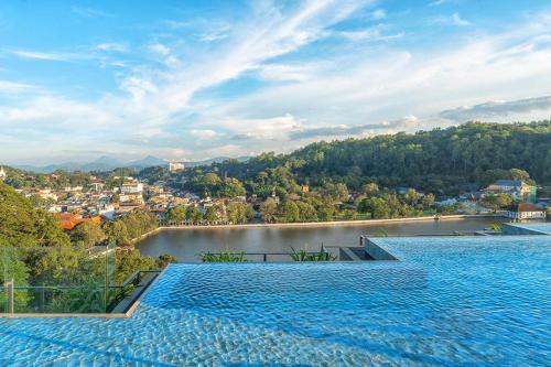 Kandy Hotel | The Trees, Kandy