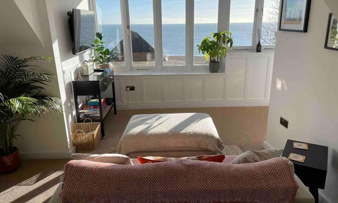 Folkestone Apartment | The Turret - The best view in folkestone