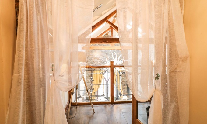 Lisnagunogue Cottage | The Upper Room