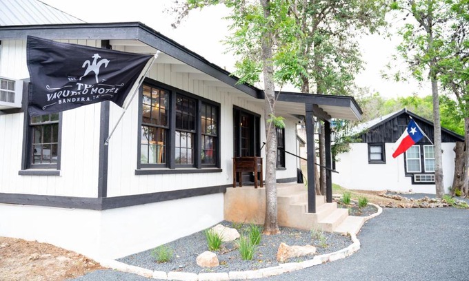 Bandera Hotel | THE VAQUERO MOTEL
