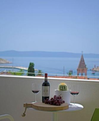 Makarska Old Town Apartment | The View luxury apartment 2+2 in a strict center