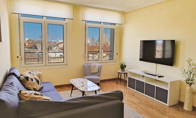 San Pablo House | The Views of the Old Town by Alogest