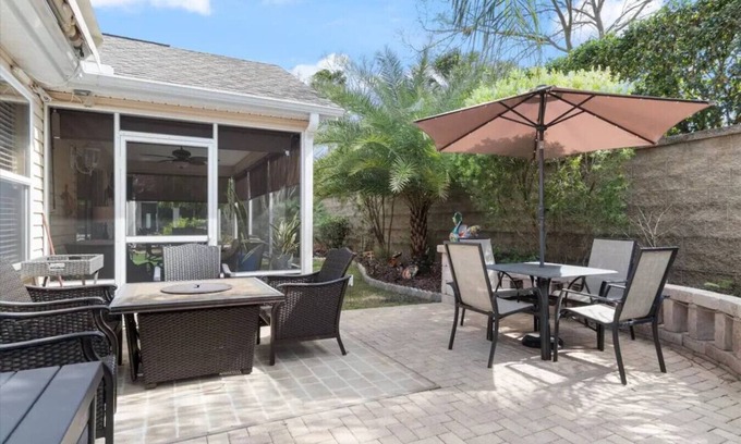 Hadley House | The Villages: Sumter Landing w/lanai & patio!