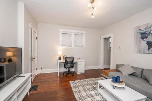 Hyde Park House | The Vista View Villa 1 Amazing Getaway for 2