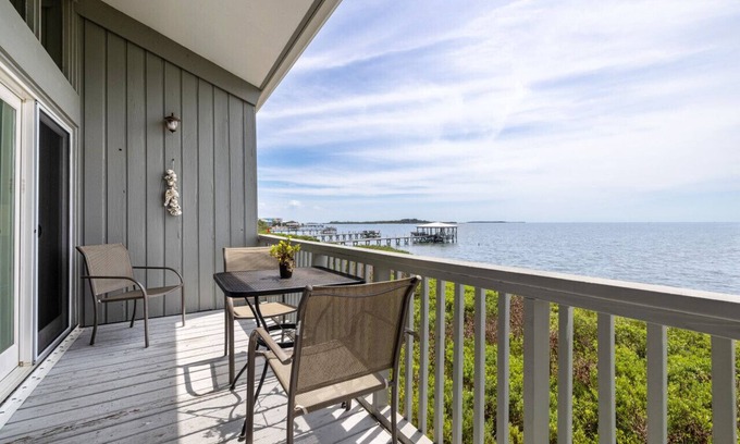 Cedar Key Condo | The water is so close, you'll think you're on a house boat!