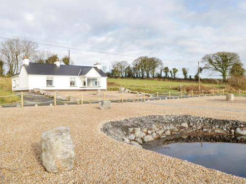 Ballyroddy House | The Water's Edge