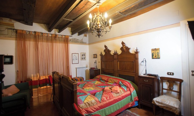 Naples City Centre House | THE WAY OF THE CRIBS BED AND BREAKFAST right in the historic center!