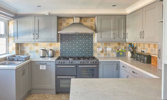 Mundesley Cottage | The Whim - sleeps 14 guests in 7 bedrooms