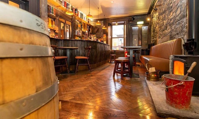 Oban Hotel | The Whisky Vaults