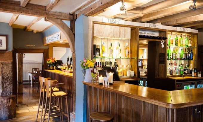South Harting Hotel | The White Hart, South Harting