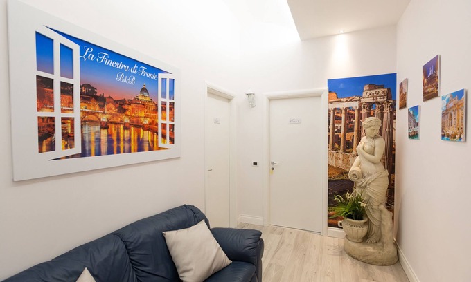 Esquilino Apartment | THE WINDOW IN FRONT
