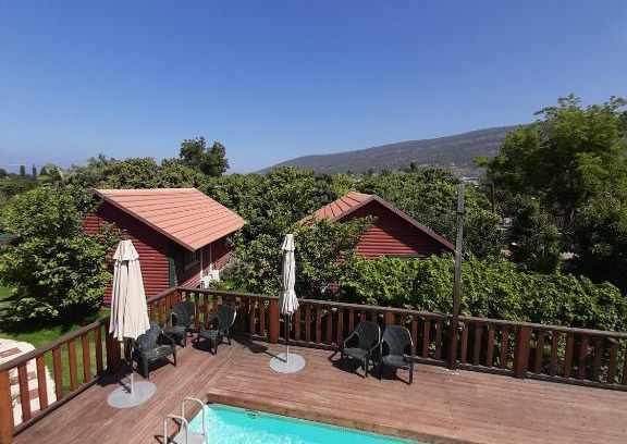 Betzet Cabin | The Wooden Rose Cabins