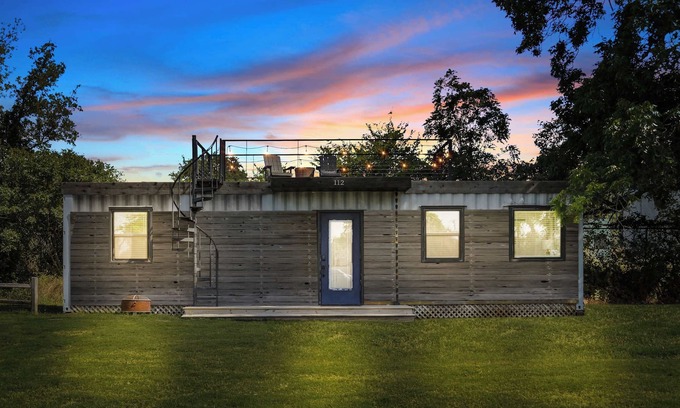 Waco House | "The Woods" Container | Pickleball | Rooftop Patio