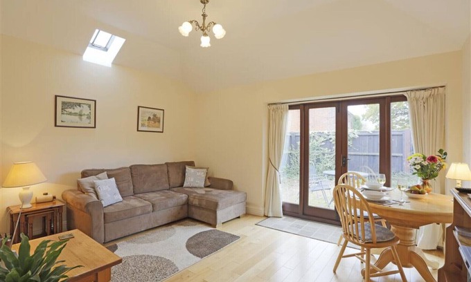 Wangford House | The Workshop - One Bedroom House, Sleeps 2
