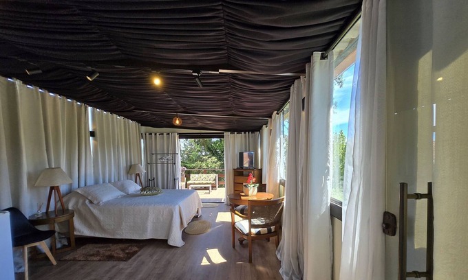 Vila Poran Apartment | The Writers House - Suite Residences