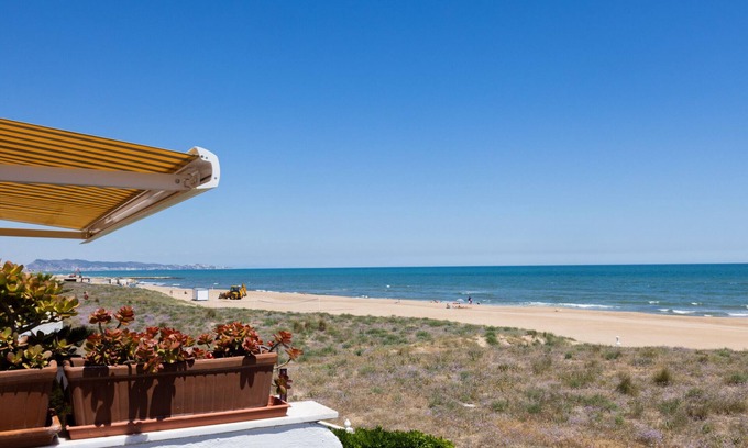 Xeraco Apartment | The Xeraco Beachfront Apartment