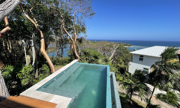 First Bight House | The Zen feel of this villa offers unique indoor and outdoor experiences