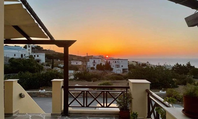 Azolimnos House | Theodorou