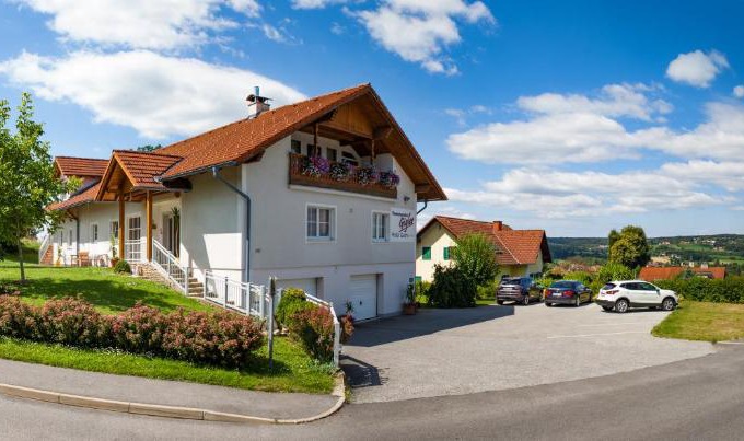 Wagerberg Hotel | Thermenpension Gigler