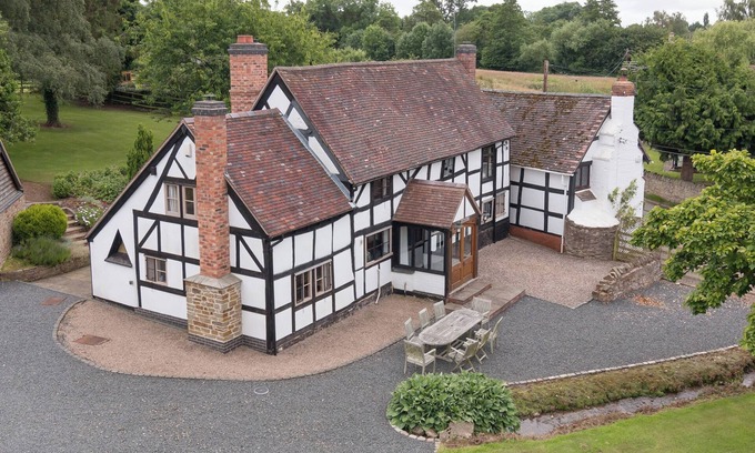 Mathon Cottage | This 700-acre estate specialises in breeding cattle and sheep.