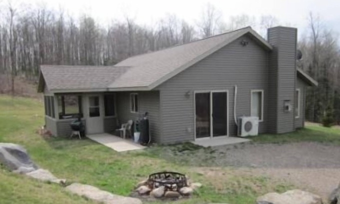 Gleason Cabin | This is ATV, Snowmobiling, Hunting Central