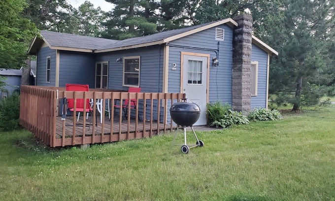 Pillager Cabin | This rustic and charming cabin has great views of Hardy Lake.