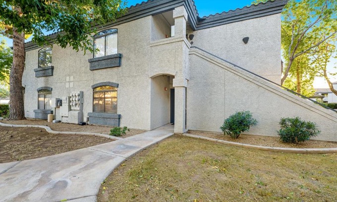 North Scottsdale Apartment | Thompson Peak Retreat Unit 1073
