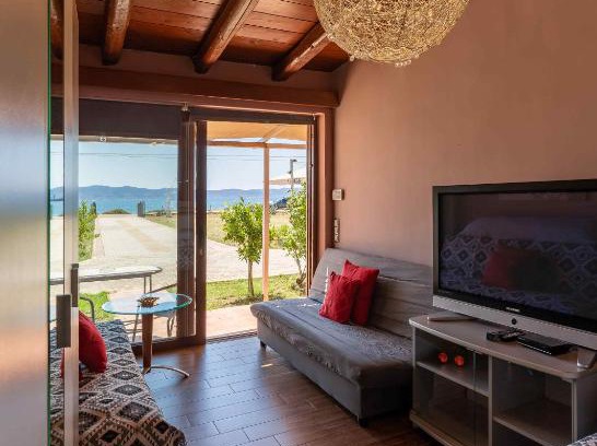 Lavreotiki Villa | Thoricus Studio by the Beach