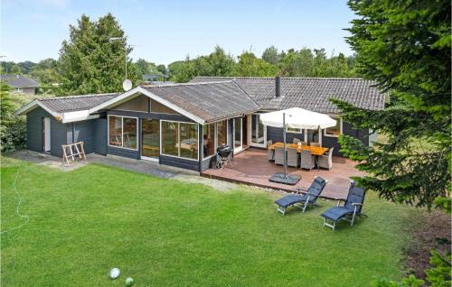 Gilleleje House | Three-Bedroom Holiday Home In Dronningmolle