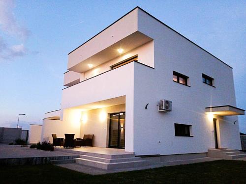 Dunajska Streda Apartment | Three Diamonds Residence