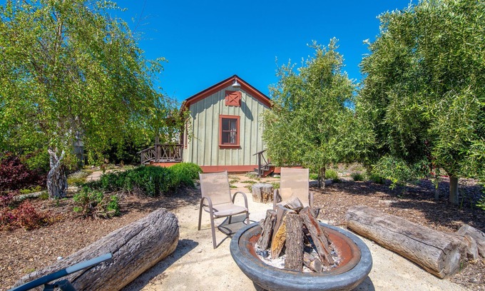 Morro Bay House | Three Historic Cottages, One Perfect Stay in the Heart of Morro Bay