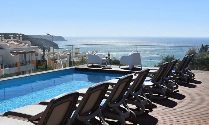 Salema House | Three Palms Nordic Luxury Villa Salema with fantastic seaviews